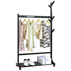 2025年十款熱門衣帽架推薦 兼具顏值與功能，附帶實用臟衣籃